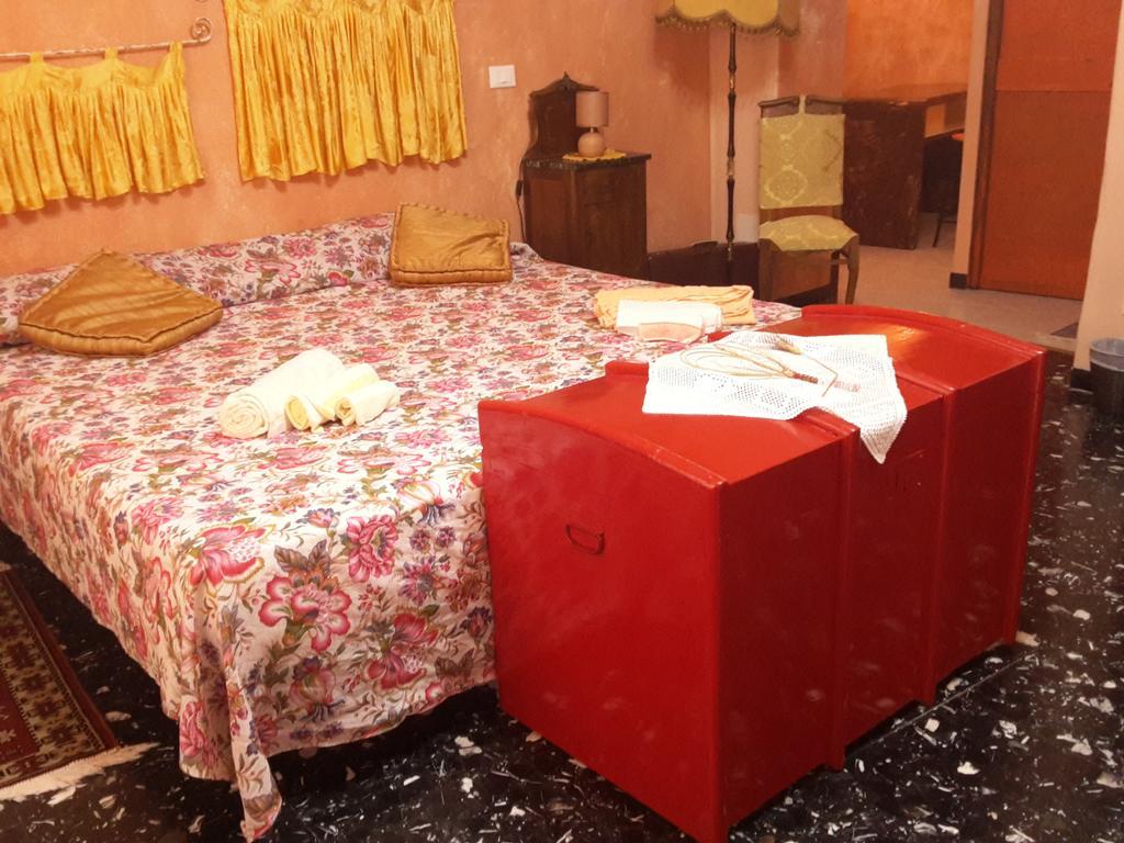 B&B Au Caruggiu Ceriale Kamer foto
