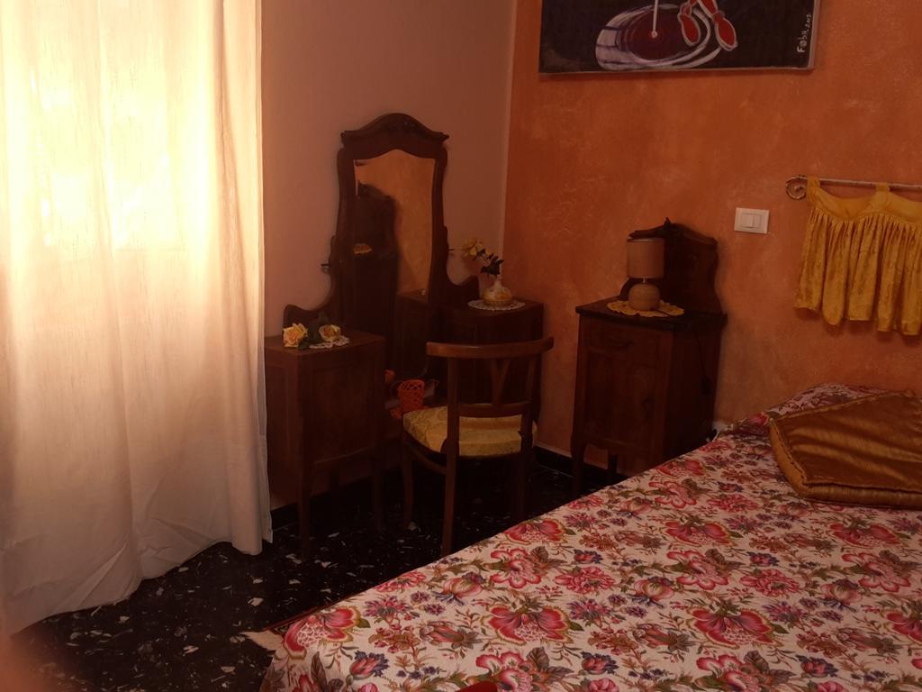 B&B Au Caruggiu Ceriale Kamer foto